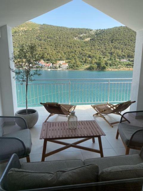 Apartments Vala Grebastica Exterior photo