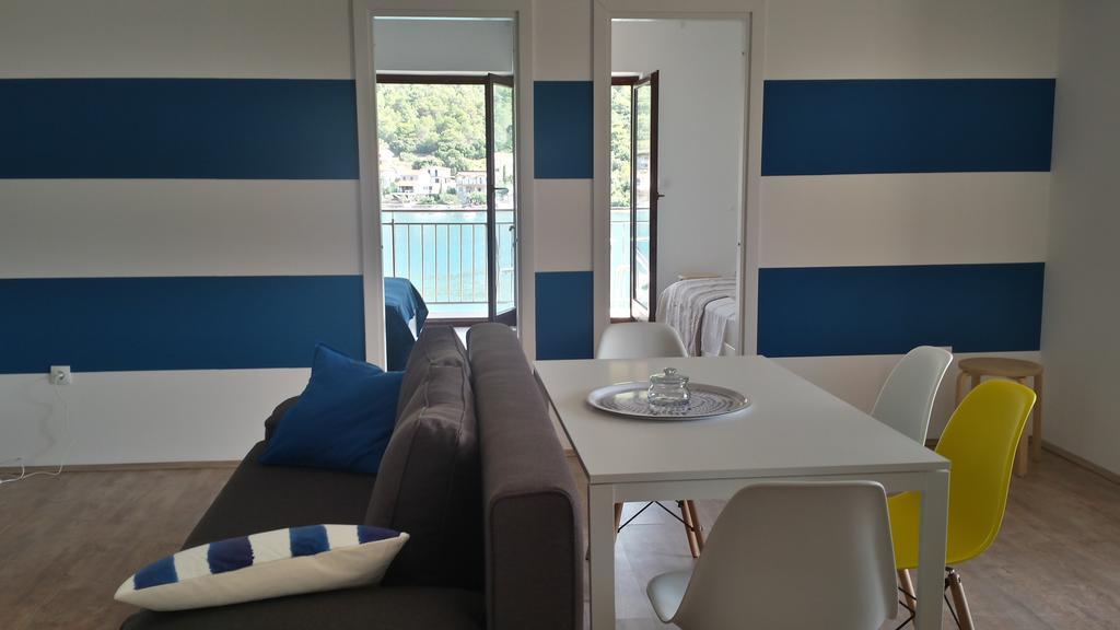 Apartments Vala Grebastica Exterior photo