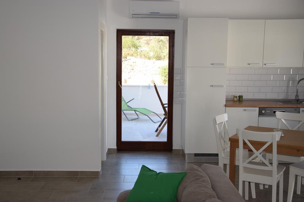 Apartments Vala Grebastica Exterior photo