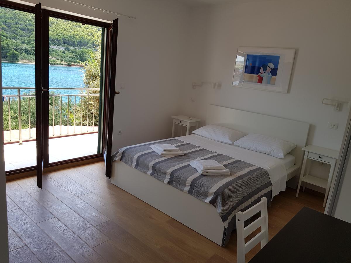 Apartments Vala Grebastica Exterior photo