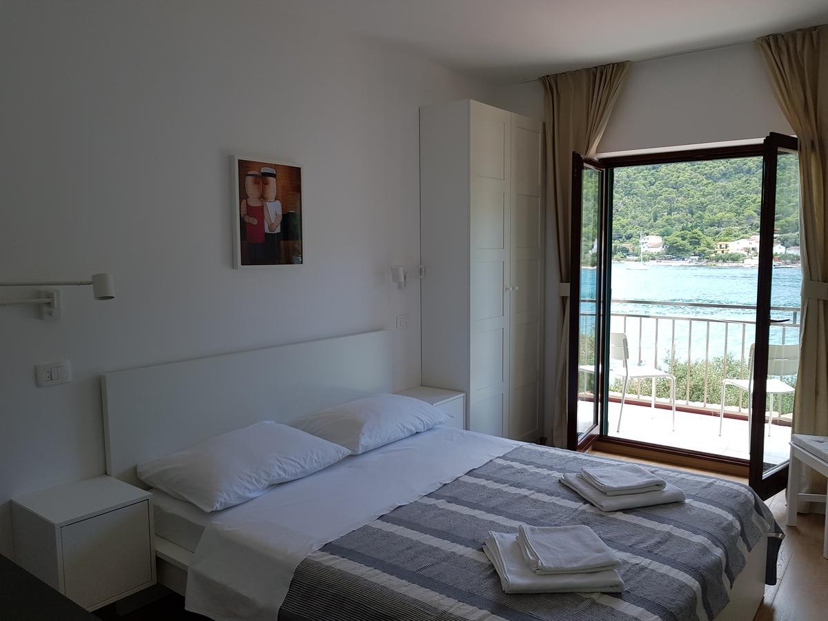 Apartments Vala Grebastica Exterior photo
